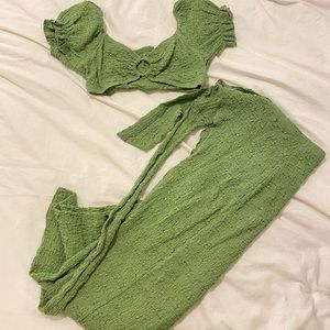 Skirt and crop matching set